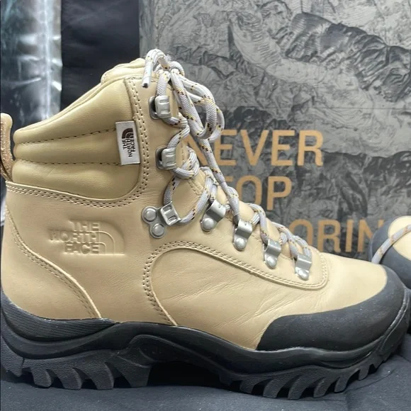 The North Face Women's Lace Up Boots - Tan and Black - Picture 5 of 9